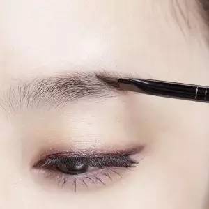 眉毛如何畫才好看？畫好眉毛的方法！