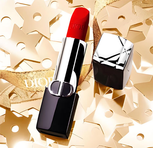 唇釉與口紅有什么區(qū)別？唇釉和口紅的區(qū)別有哪些？