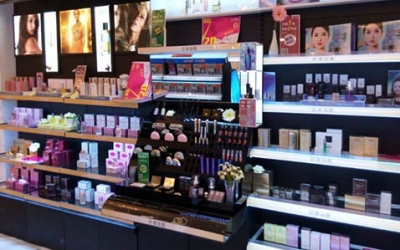 化妝品實體店競爭進(jìn)入存量時代？！