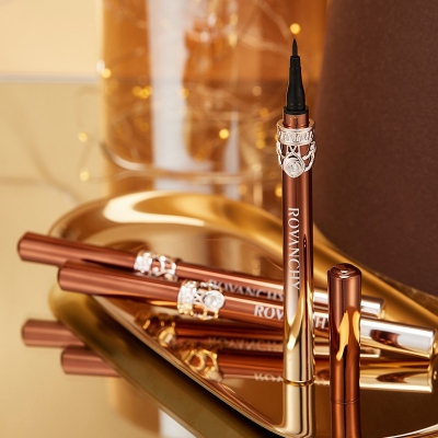 洛梵詩烏斯瑪草速干防水眼線液筆